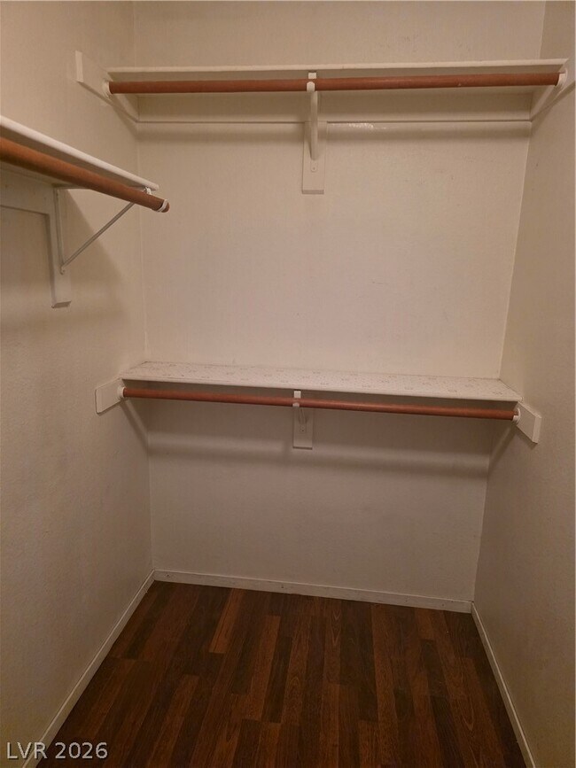 Building Photo - 5784 Akron Ct