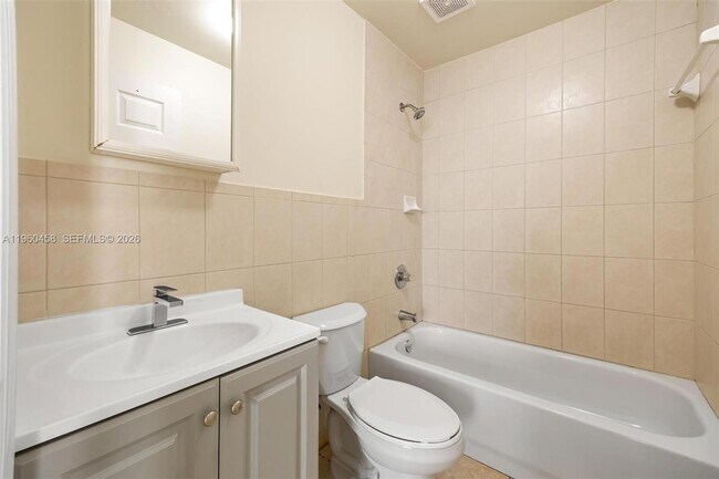 Building Photo - 3072 NW 14th St