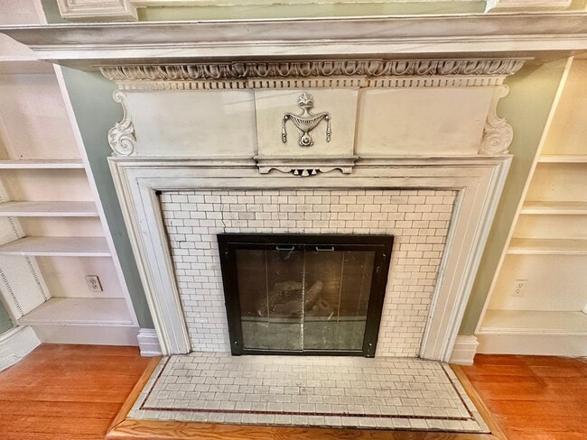 Building Photo - JUST RENOVATED - Astonishing Adams Morgan ...