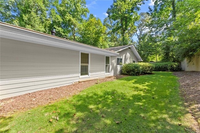 Building Photo - 123 Gant Quarters Ln