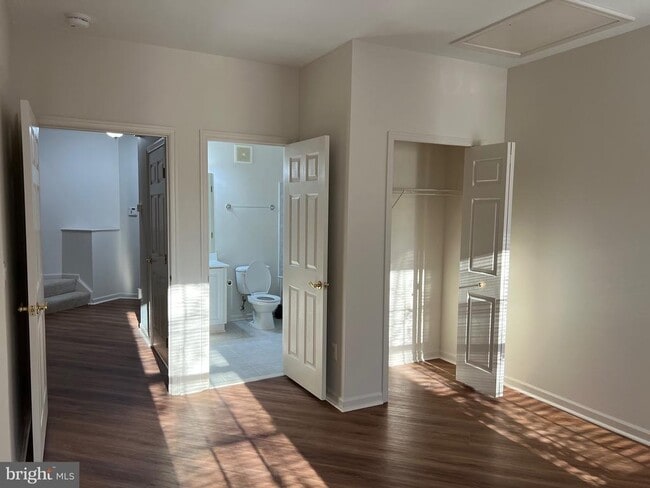 Building Photo - 2003 Connor Ct