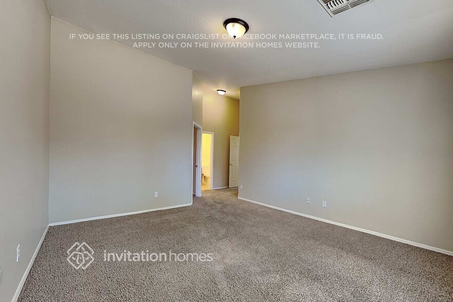 Building Photo - 3319 W Sunland Ave