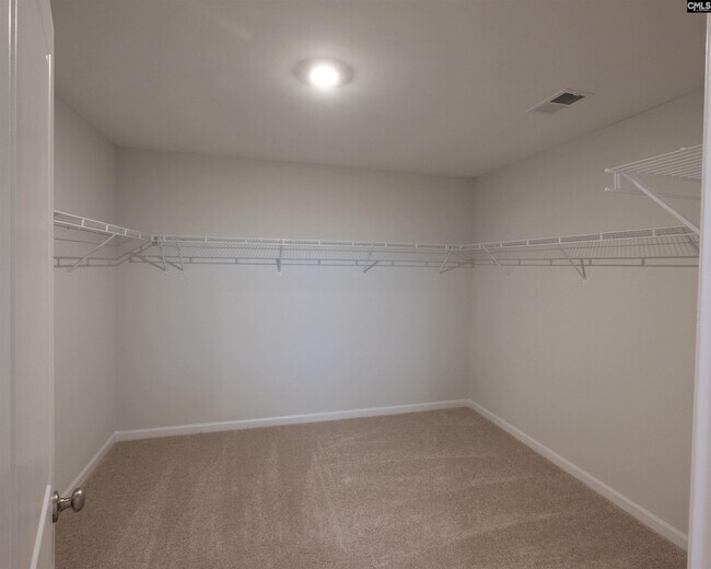 Building Photo - 1042 Begonia Dr