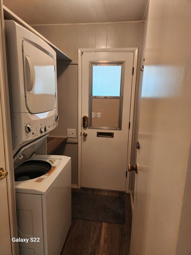 Building Photo - Charming 2-bedroom, 2- bathroom, mobile ho...