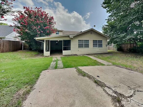 Building Photo - 1003 Rosewood Ln