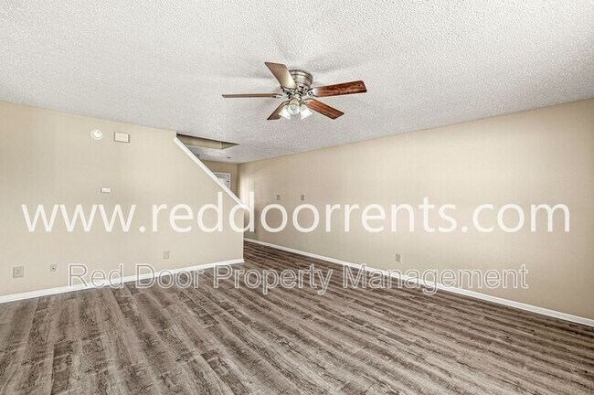 Building Photo - 7941 States Bend Dr