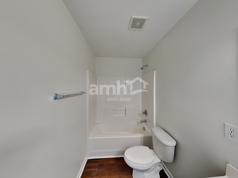 Building Photo - 9640 Turning Wheel Dr