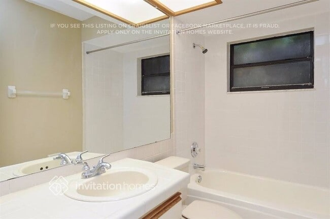 Building Photo - 5023 Orange Grove Way