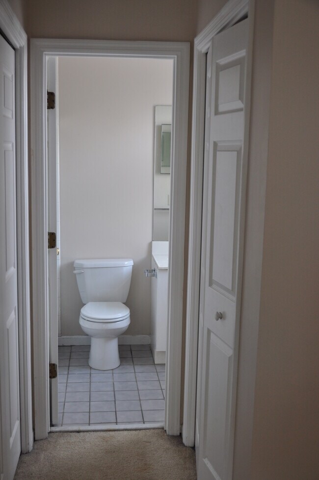 Building Photo - 5936 McPherson Ave