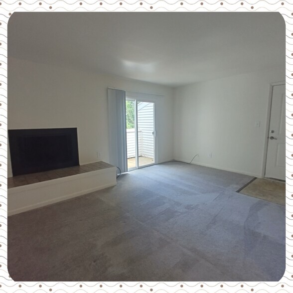 Building Photo - 600 Reusens Rd