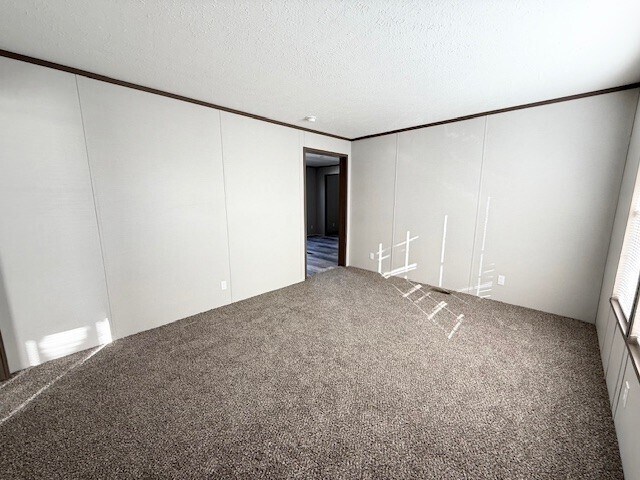 Building Photo - 46000 Geddes Rd