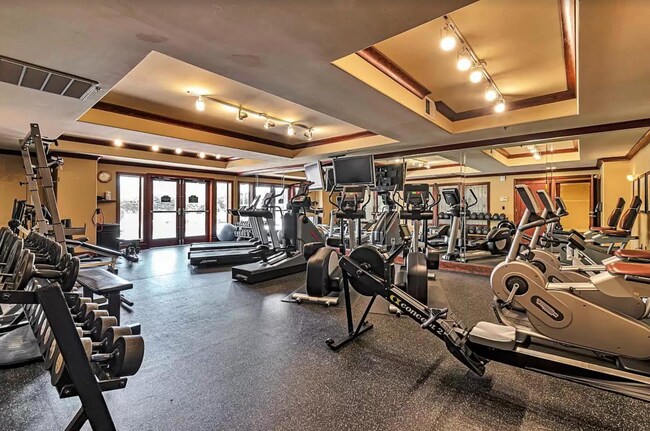 Building Photo - 2 Bedroom/2 Bathroom Condo in SLC
