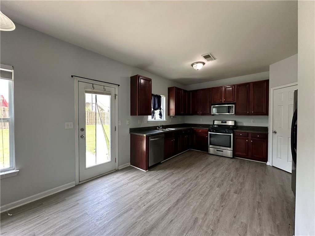 Building Photo - 1335 Rocky Shoals Ln