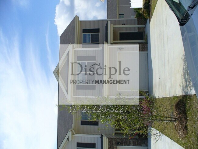 Building Photo - 1045 Canyon Oak Loop