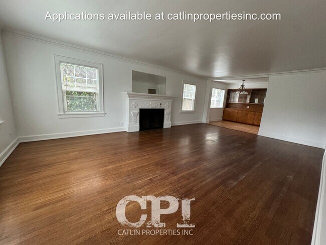 Building Photo - 1529 20th Ave