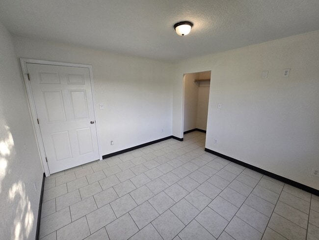 Building Photo - 126 Alton Ave