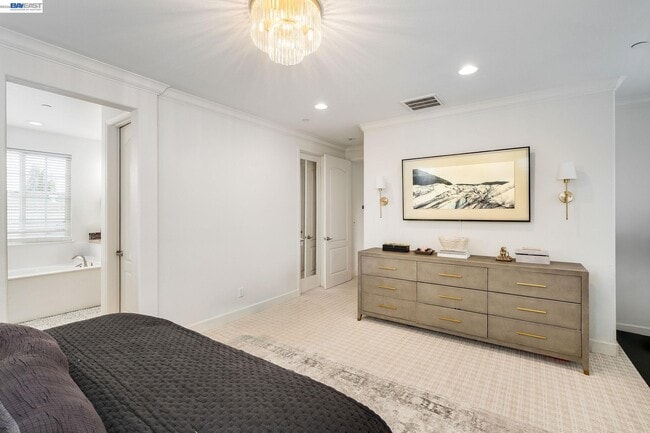 Building Photo - 310 Elworthy Ranch Cir