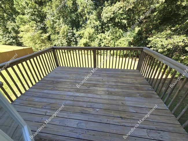 Building Photo - 452 Oakbridge Dr
