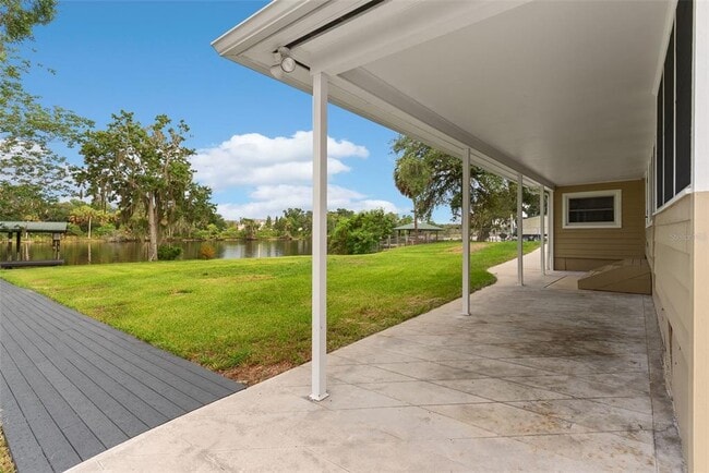 Building Photo - 10519 Bridgewood Dr