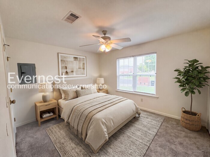 Building Photo - 10800 Frenchmen Loop
