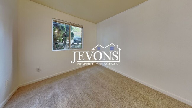 Building Photo - 2-bedroom home with water, sewer, and garb...