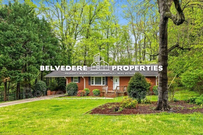 Building Photo - 2203 Oak Hill Dr
