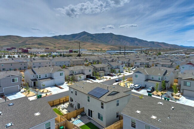Building Photo - Terrific 4 bedroom available for rent - Al...