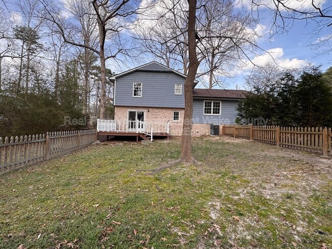 Building Photo - 7001 Norton Ln