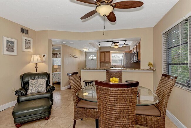 Building Photo - 116 Vista Hermosa Cir