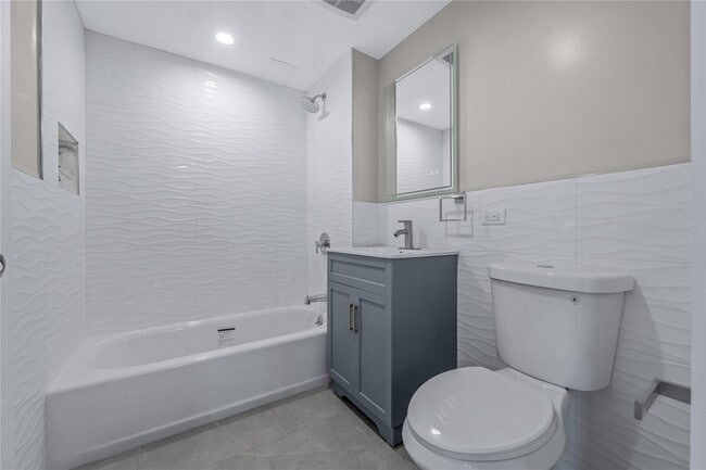 Building Photo - 43-34 53rd St