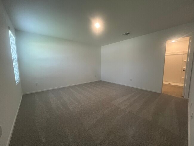 Building Photo - 31412 Pratola Serra Cir