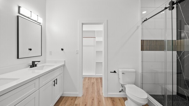 Building Photo - 1504 W Blum St