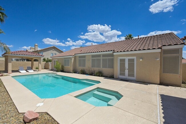 Building Photo - SE!! 4 Bedrooms!! Single Story!! NO HOA!! 3 Car Garage!!! Pool!!! Spa!!! RV Parking!!! Low mainte...