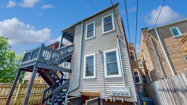 Building Photo - 6227 S Langley Ave
