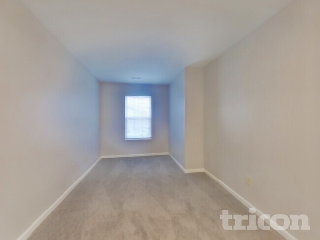 Building Photo - 1228 Saticoy Ct