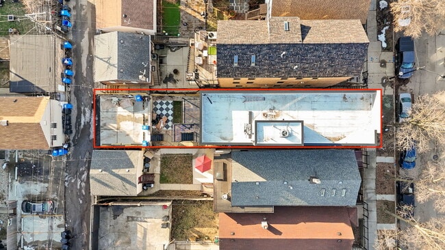 Building Photo - 1635 W 21st Pl