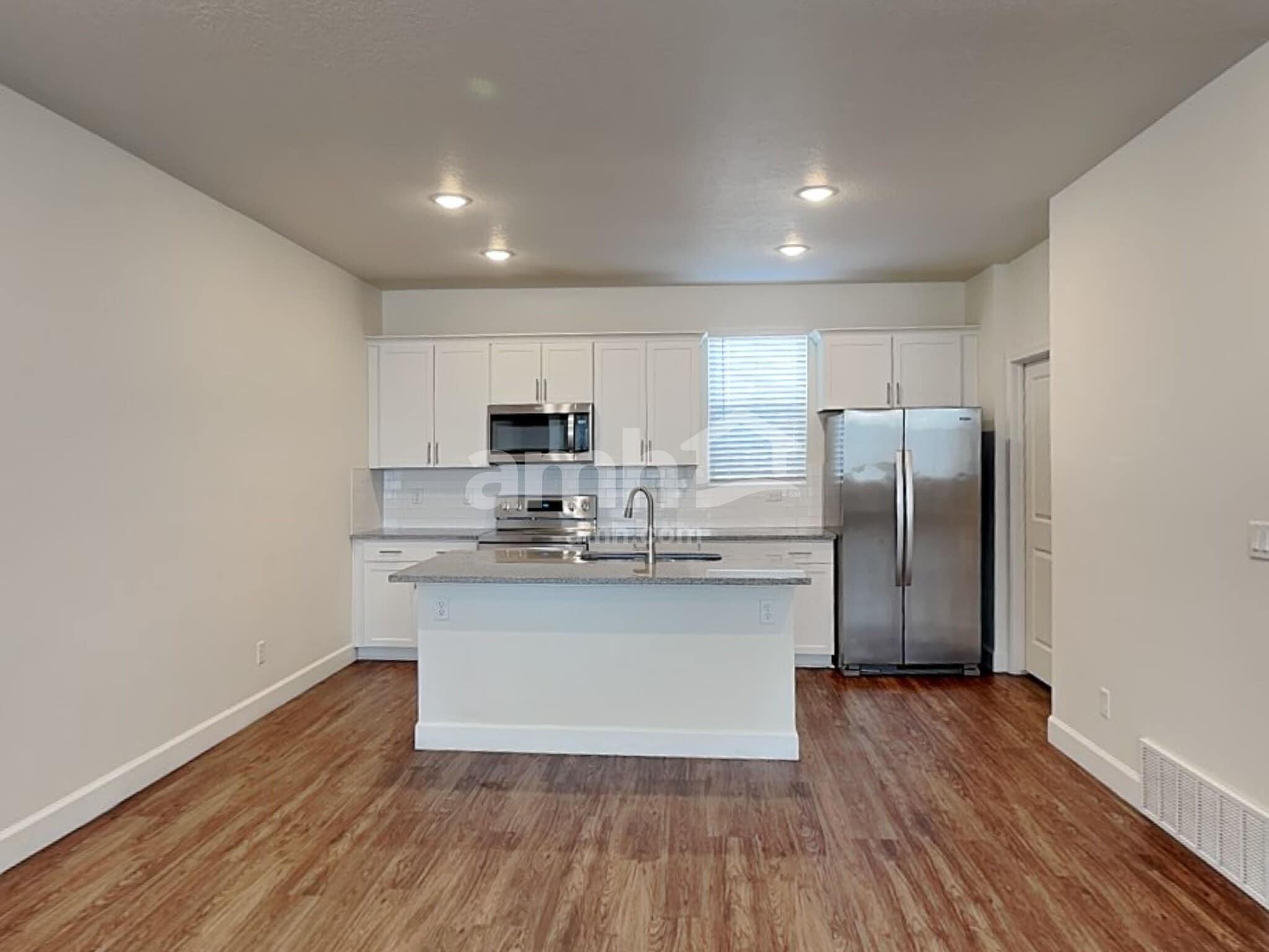 Building Photo - 6082 S Jordan Pkwy W