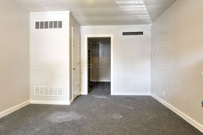 Building Photo - 3411 Rudd Ave