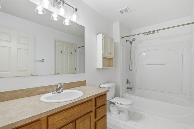 Building Photo - 6342 Trumpeter Ln