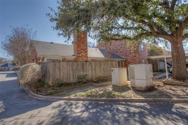 Building Photo - 1029 Roaring Springs Rd