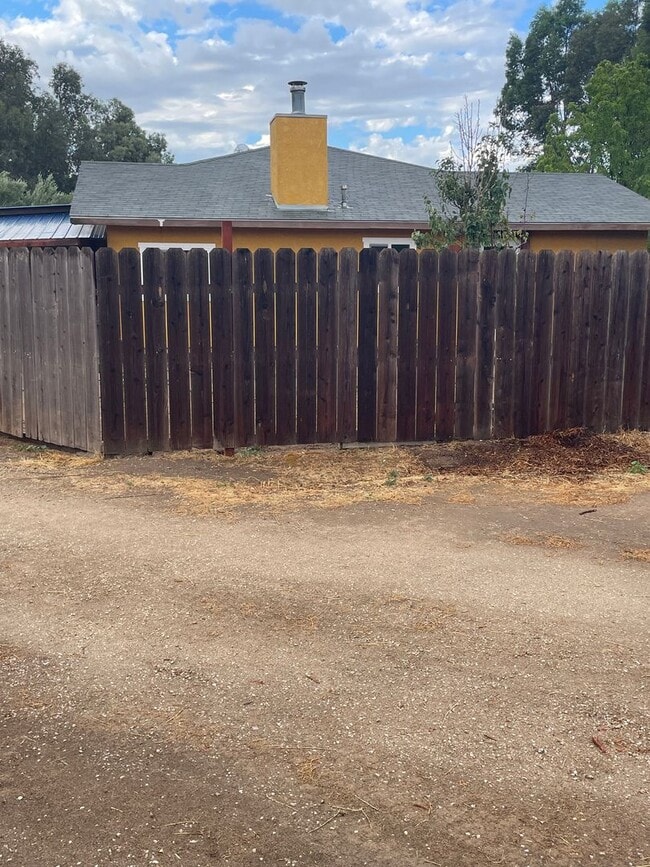 Building Photo - 6480 N Star Ln