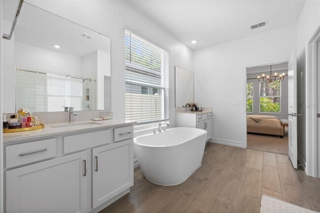 Building Photo - 18362 Serene Lk Lp