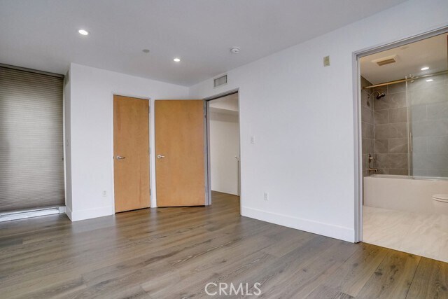 Building Photo - 35 N Raymond Ave