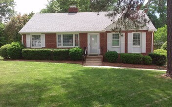 Building Photo - Renovated 3 bedroom 1 bath brick ranch