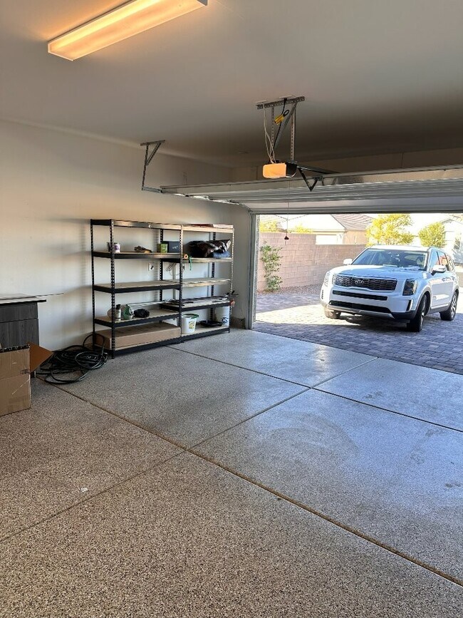 Building Photo - 10114 Blue Cereus St