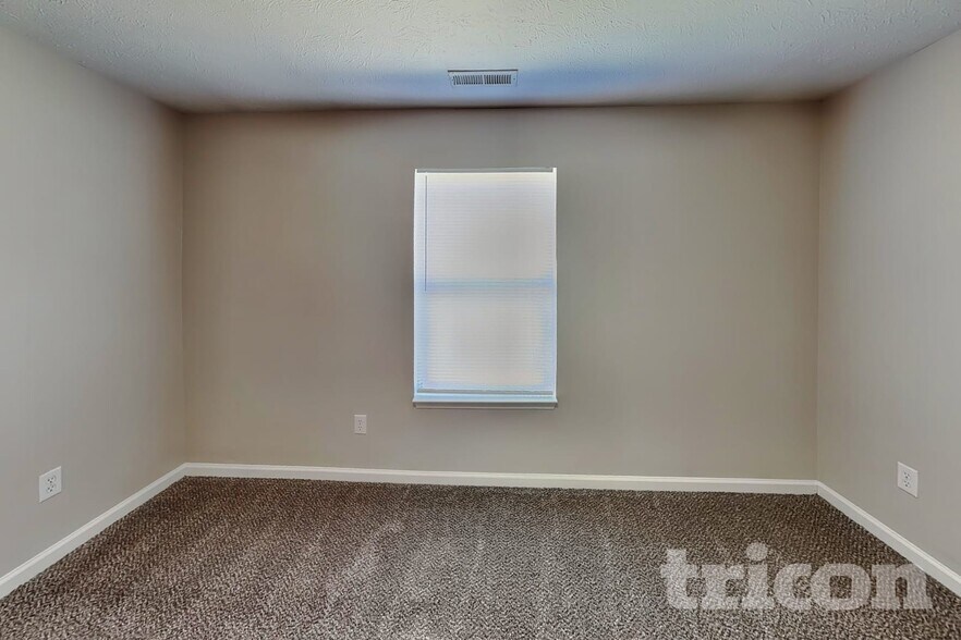 Building Photo - 7916 Amadeus Dr