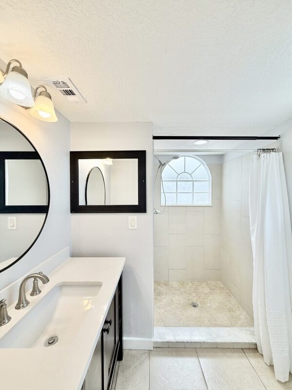 Building Photo - 2723 N Poinciana Blvd