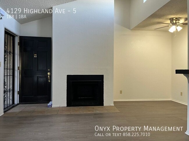 Building Photo - **Move in Special, 1st month's fee rent***...