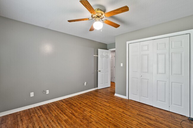 Building Photo - 330 Boggy Hollow Rd
