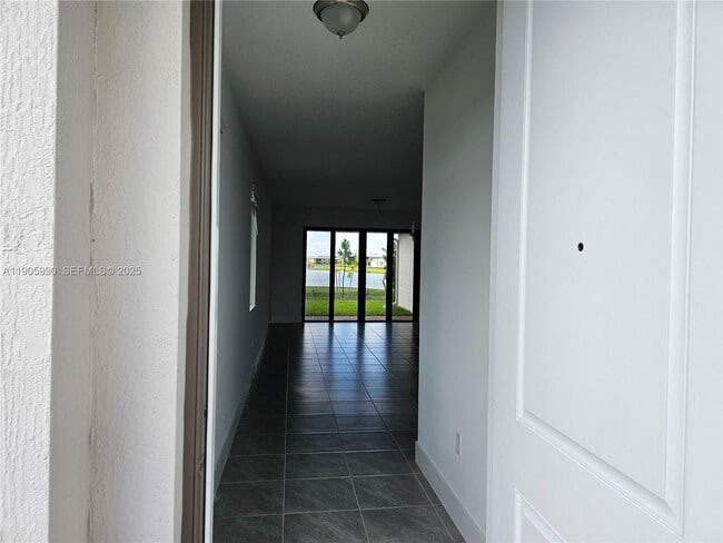 Building Photo - 5088 Nevola Ave